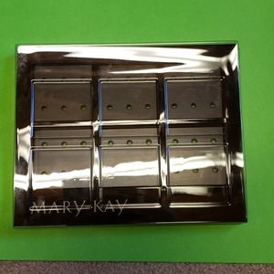 Cosmetic display tray